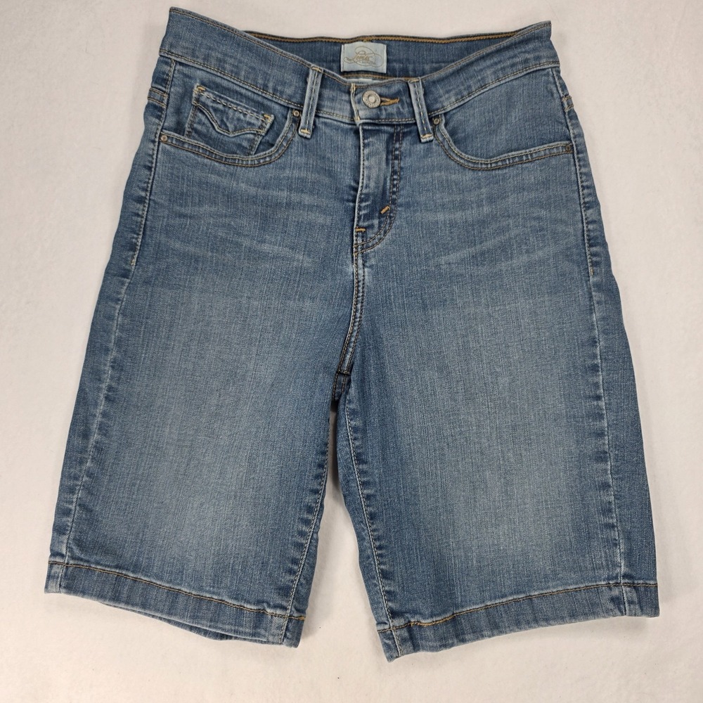 Levi's 512 Perfectly Slimming Denim Shorts Womens Size 4 Bermuda Jhorts Mid Rise